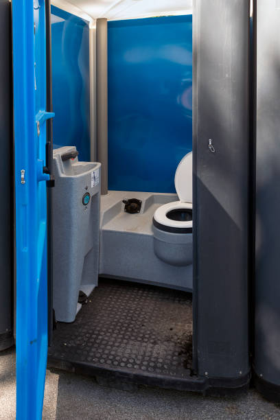 Portable Toilet Options We Offer in Higginsville, MO